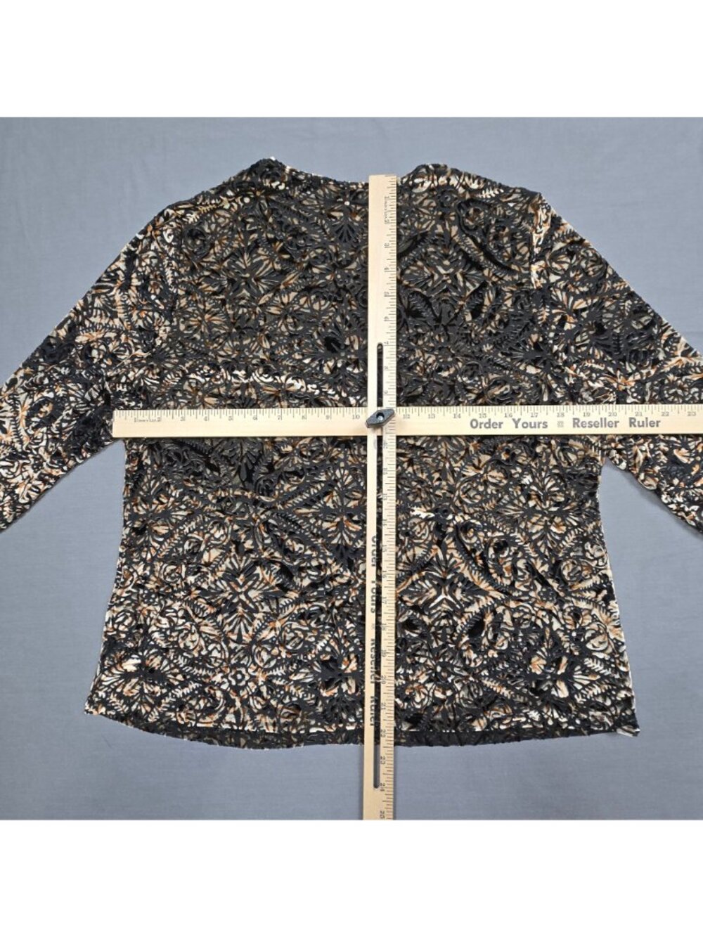 Allison Daley Petite M Top Black Gold Floral Velvet Burnout Whimsigoth 3/4 Sleev - Picture 4 of 4